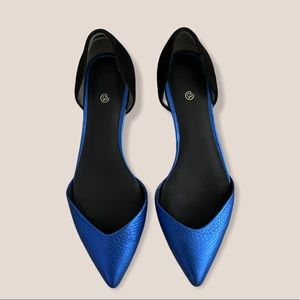 Vero Cuoio Women’s Pointed Flat 36 5.5 Blue Black